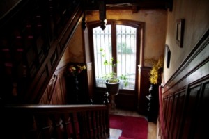 Chambres hotes troyes Villaprimerose escalier 102