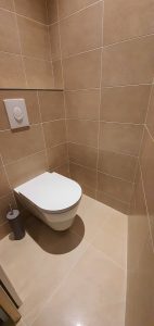 chambre hotes mailly proche a26 et troyes avec balcon et grande salle de bain douche baignoire toilette separe 14